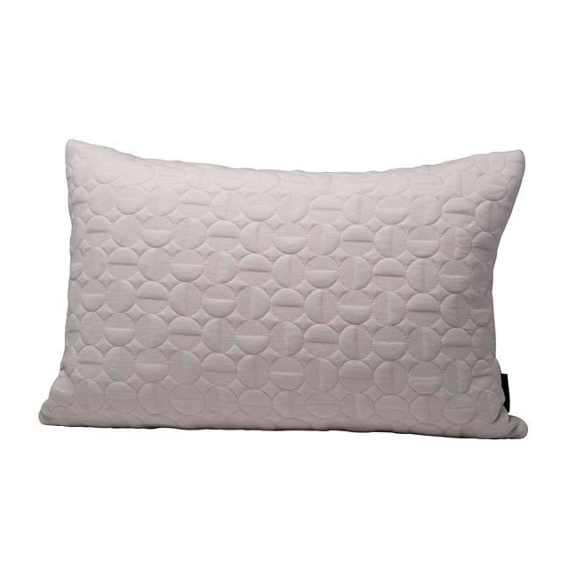 Fritz Hansen Vertigo Pude 40x60 i Sand - Stilfuld Indretning