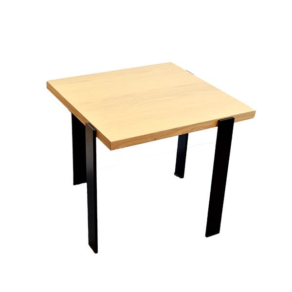 Ansager AM518 Kvadratisk Sofabord i Eg Lak - Stilrent Design